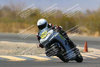 media/Apr-17-2022-CVMA (Sun) [[f474cfa795]]/Race 14 500 Supersport-350 Supersport (Holeshot)/